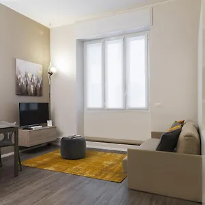 https://contempora-monolocale-spazioso-e-silenzioso-duomo-b12b.it-lombardy.com