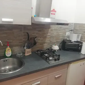 https://emily-house-catania.sicilyhotelsitaly.net